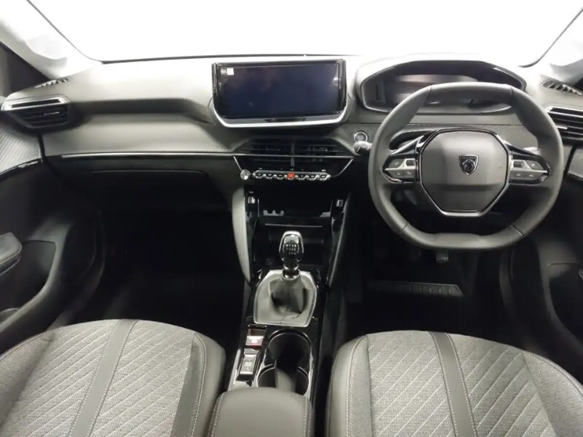 2024-peugeot-208-12-puretech-allure-big-2