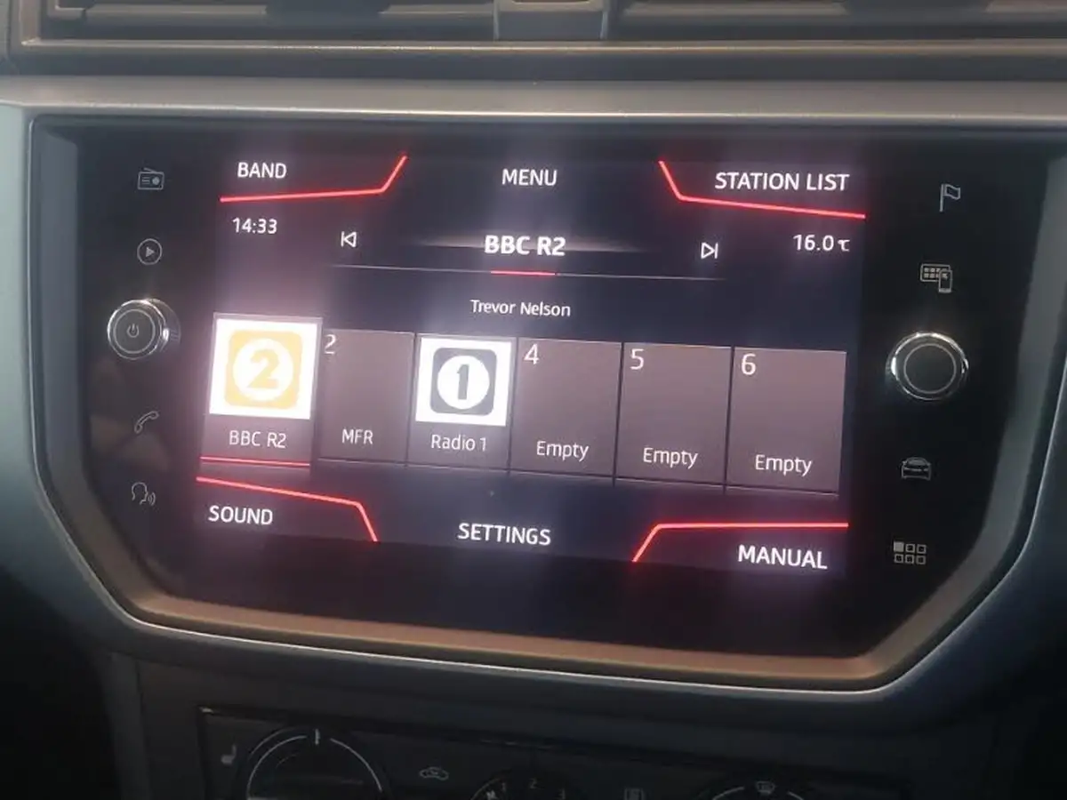 2019-seat-arona-16tdi-se-technology-lux-115ps-ss-big-10