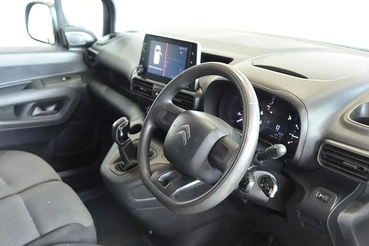 2020-citroen-berlingo-15bluehdi-950-enterprise-100pseu6dt-e-ss-panel-big-7