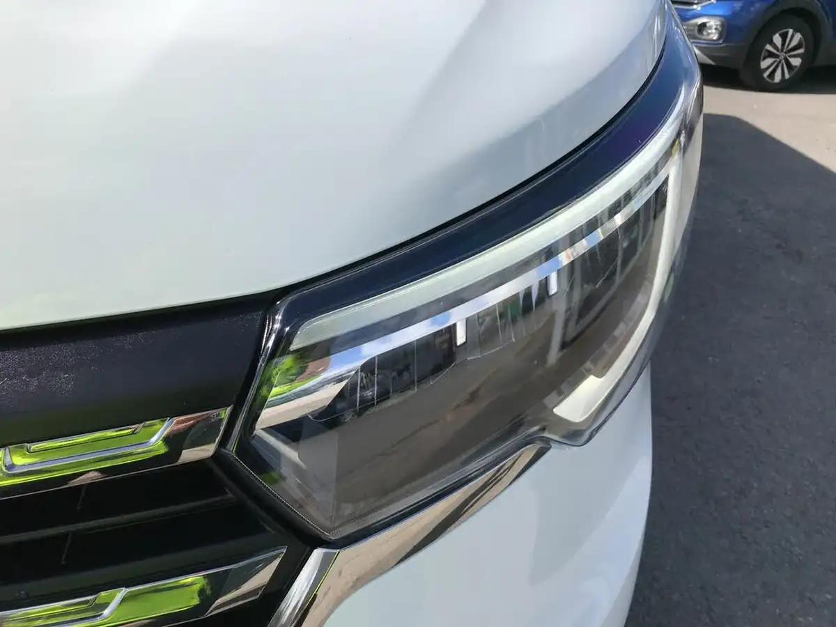 2022-renault-trafic-20dci-sl28-130-business-big-41