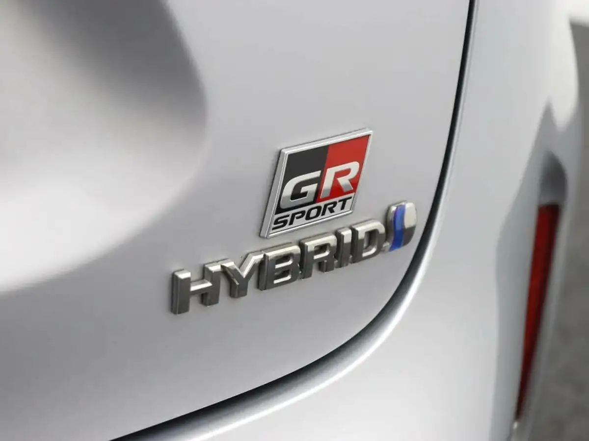 2023-toyota-yaris-cross-15-vvt-i-gr-sport-big-55