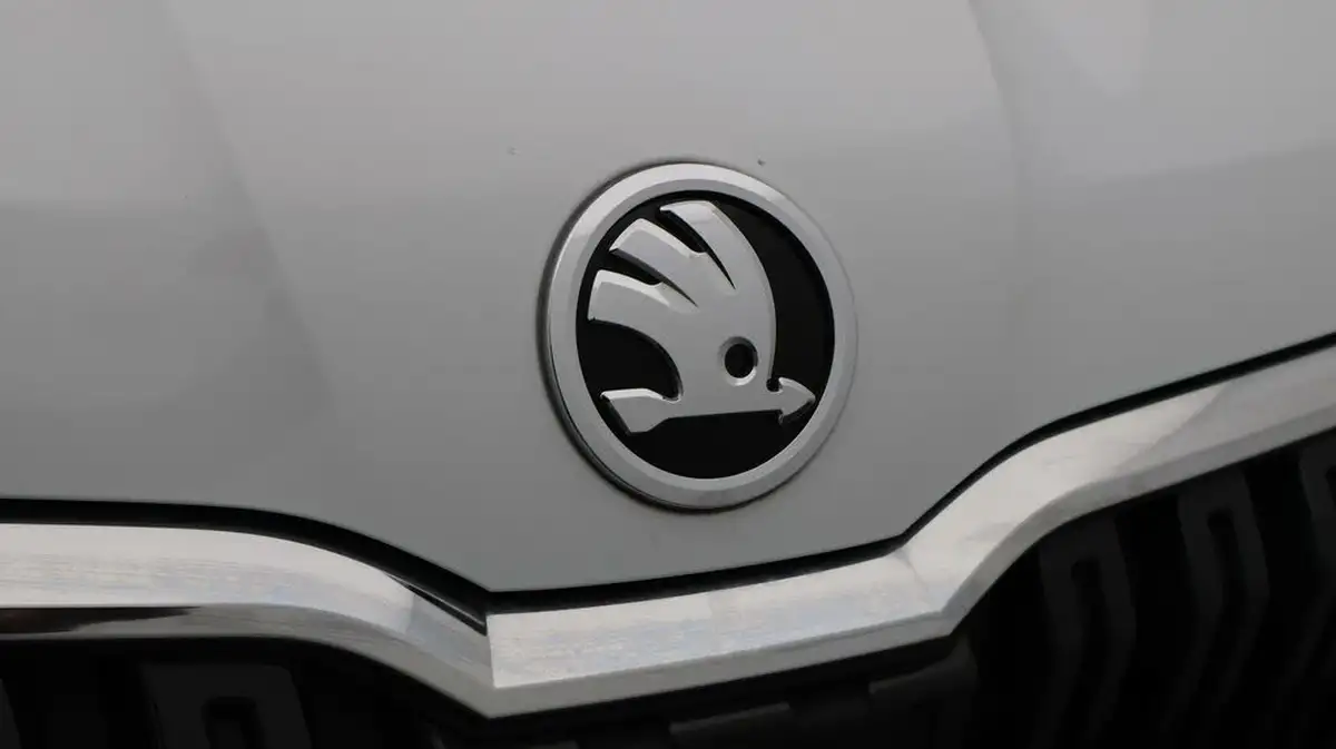2021-skoda-kamiq-10-tsi-se-l-109ps-dsg-big-20