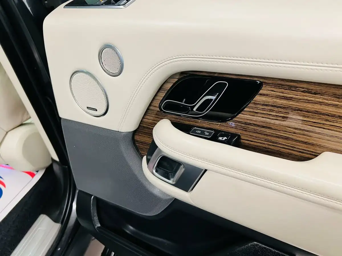 2019-land-rover-range-rover-20p400e-phev-vogue-se-big-27
