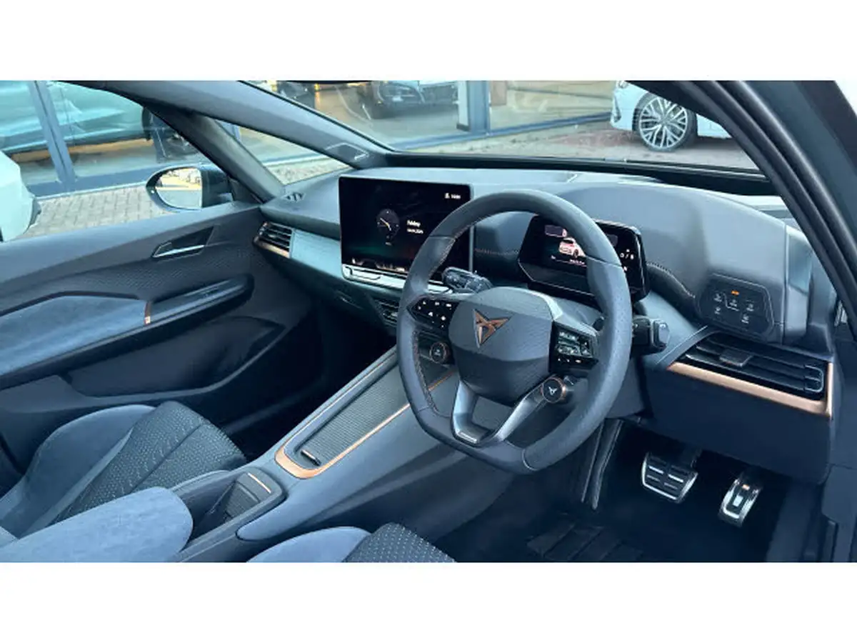 2025-cupra-born-e-vz-big-5