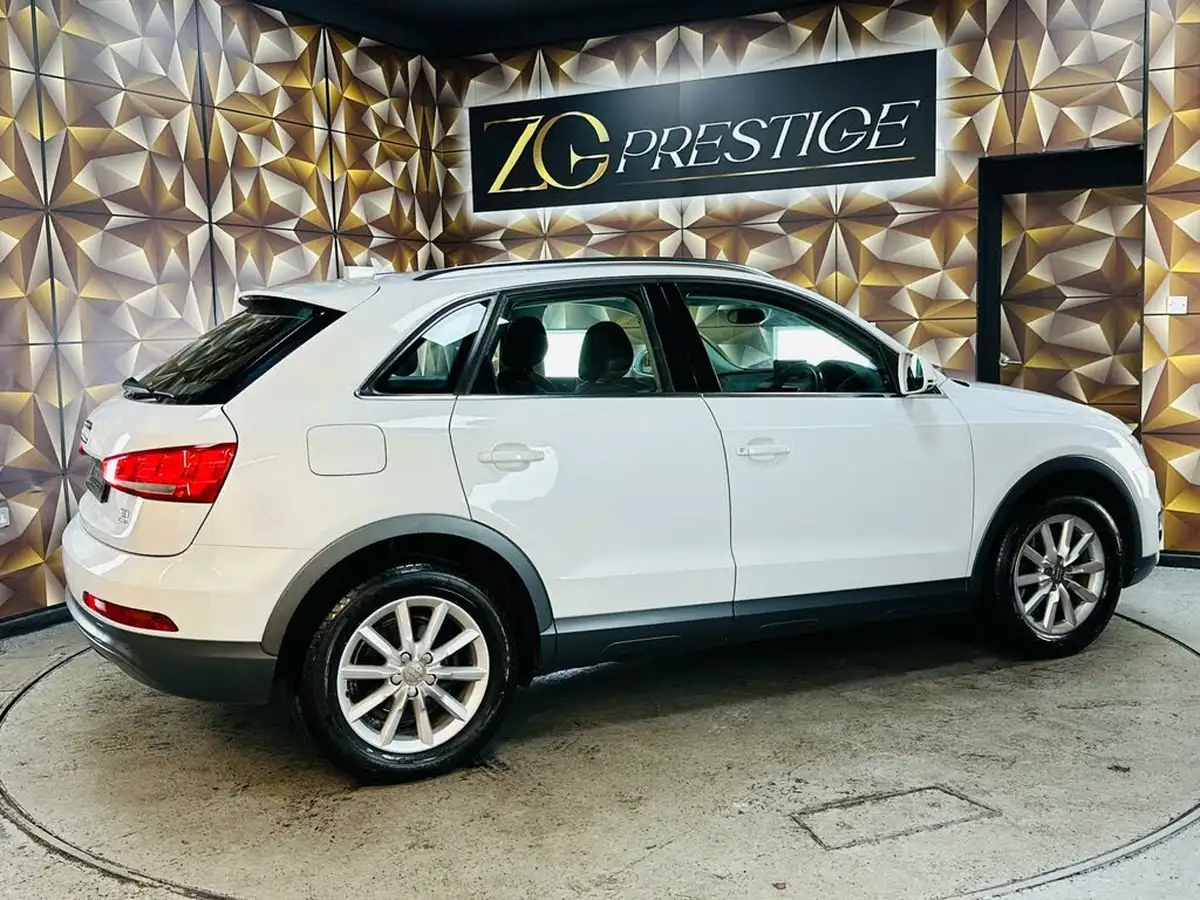 2013-audi-q3-20td-quattro-se-140ps-big-30