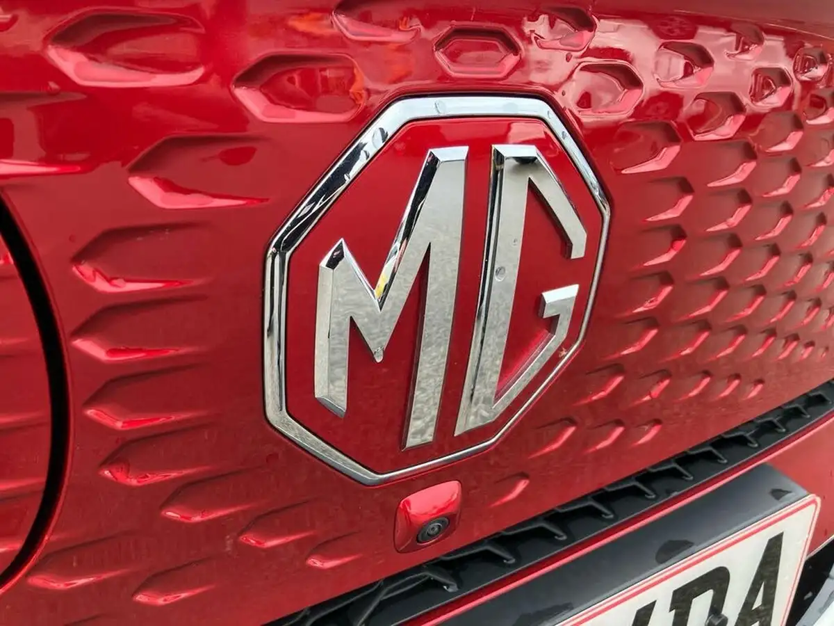 2024-mg-zs-suv-e-trophy-connect-ev-176ps-big-40