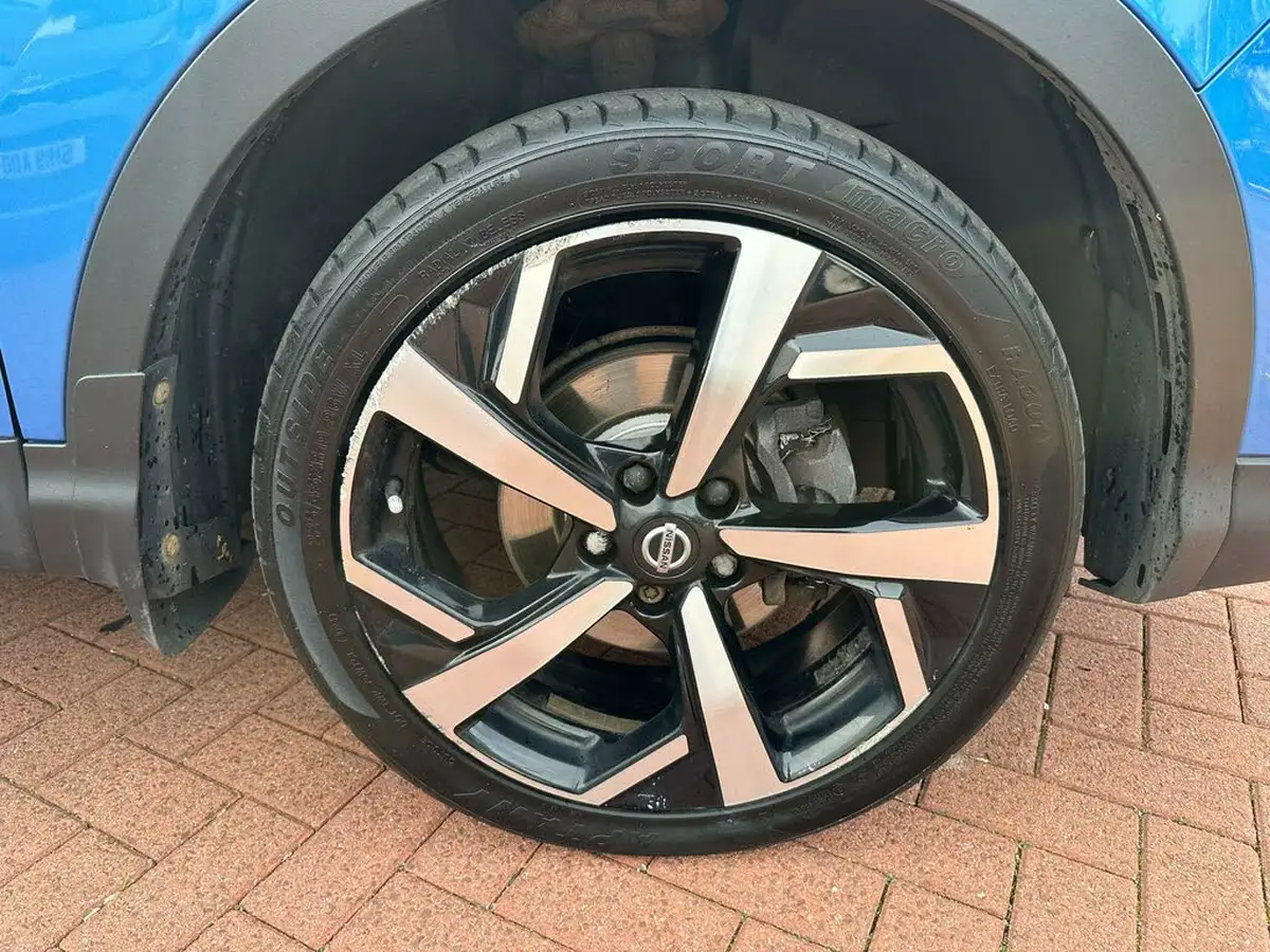 2019-nissan-qashqai-15dci-tekna-19in-alloysglass-roof-pack-dct-big-19