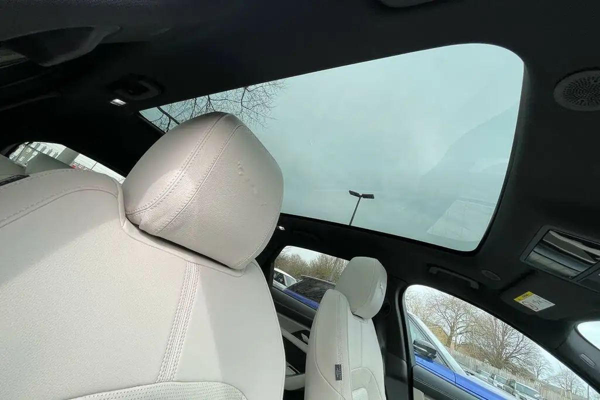 2024-jaguar-f-pace-20-p400e-r-dynamic-se-black-90th-anniversary-edition-big-35