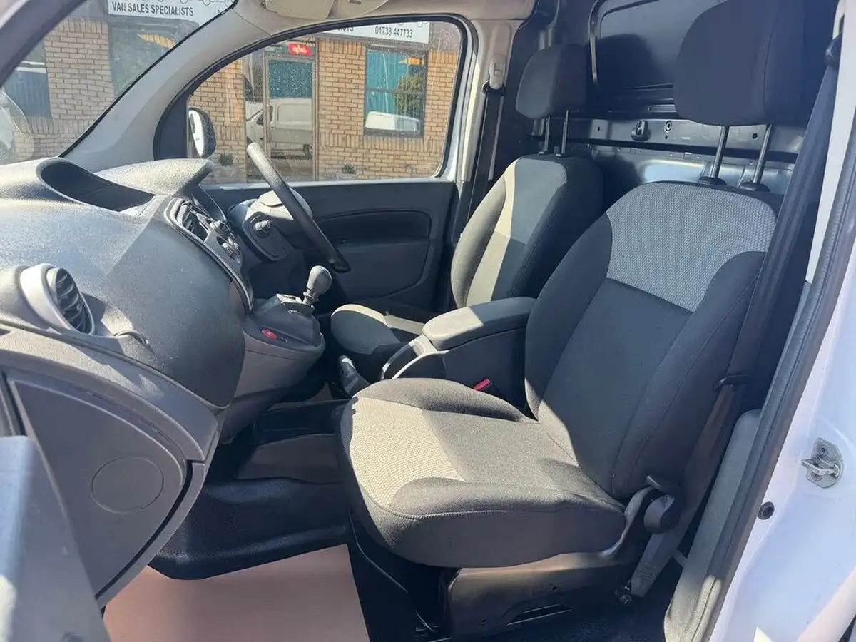 2020-renault-kangoo-15dci-ml19-energy-dci-95-business-big-13