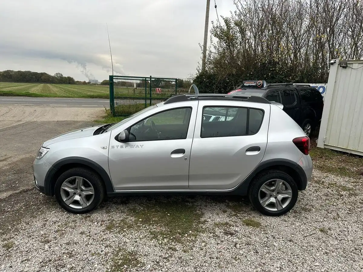2020-dacia-sandero-stepway-09-tce-comfort-big-5