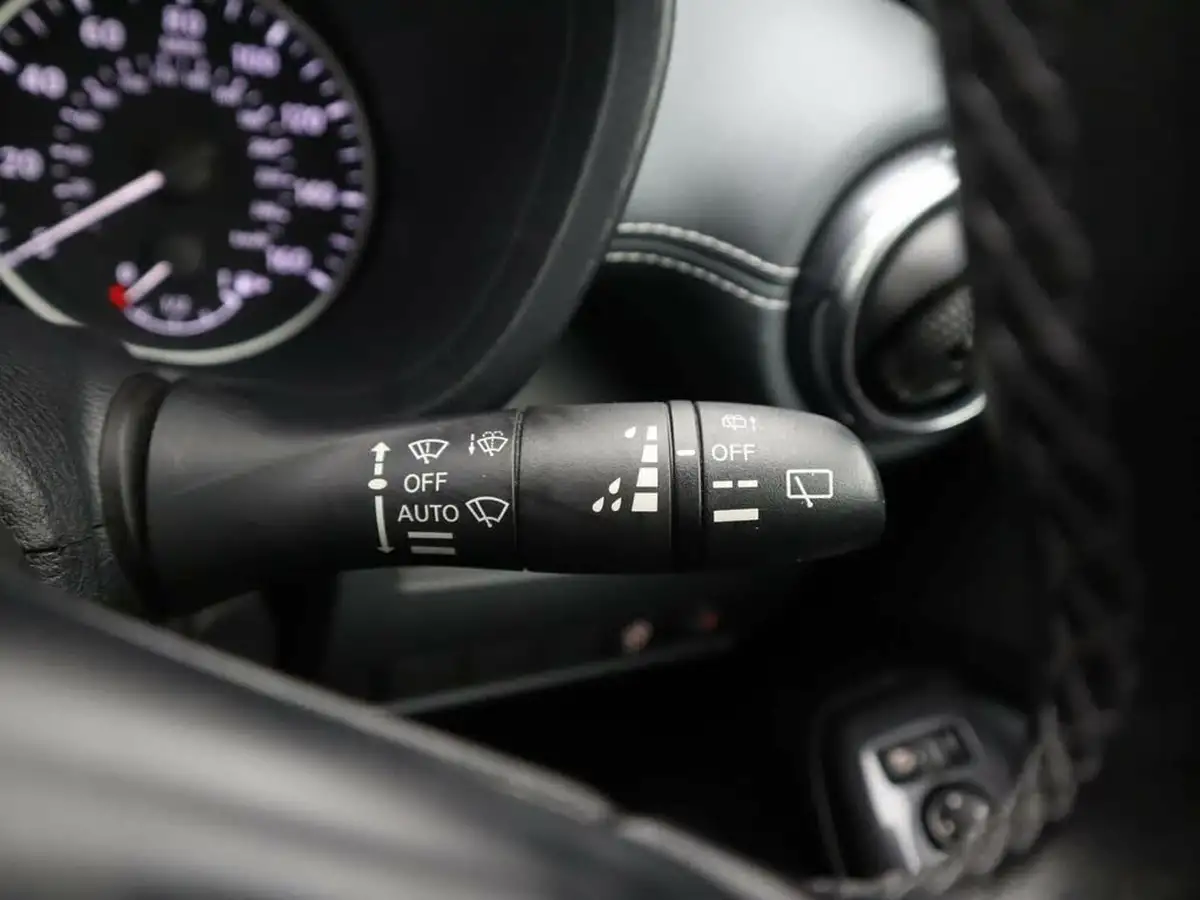 2022-nissan-juke-10-dig-t-tekna-big-44