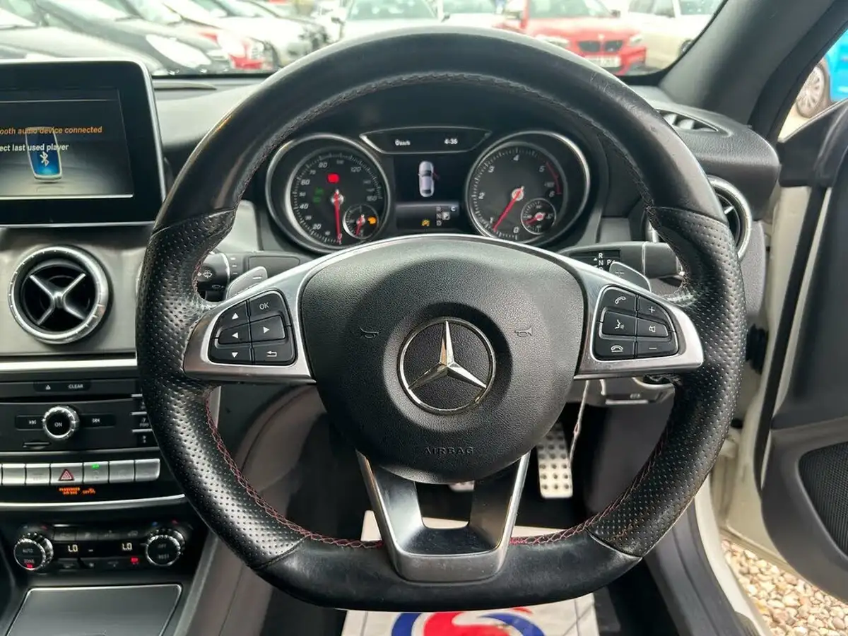 2016-mercedes-benz-cla-21d-cla-220-amg-line-4matic-coupe-4d-big-53