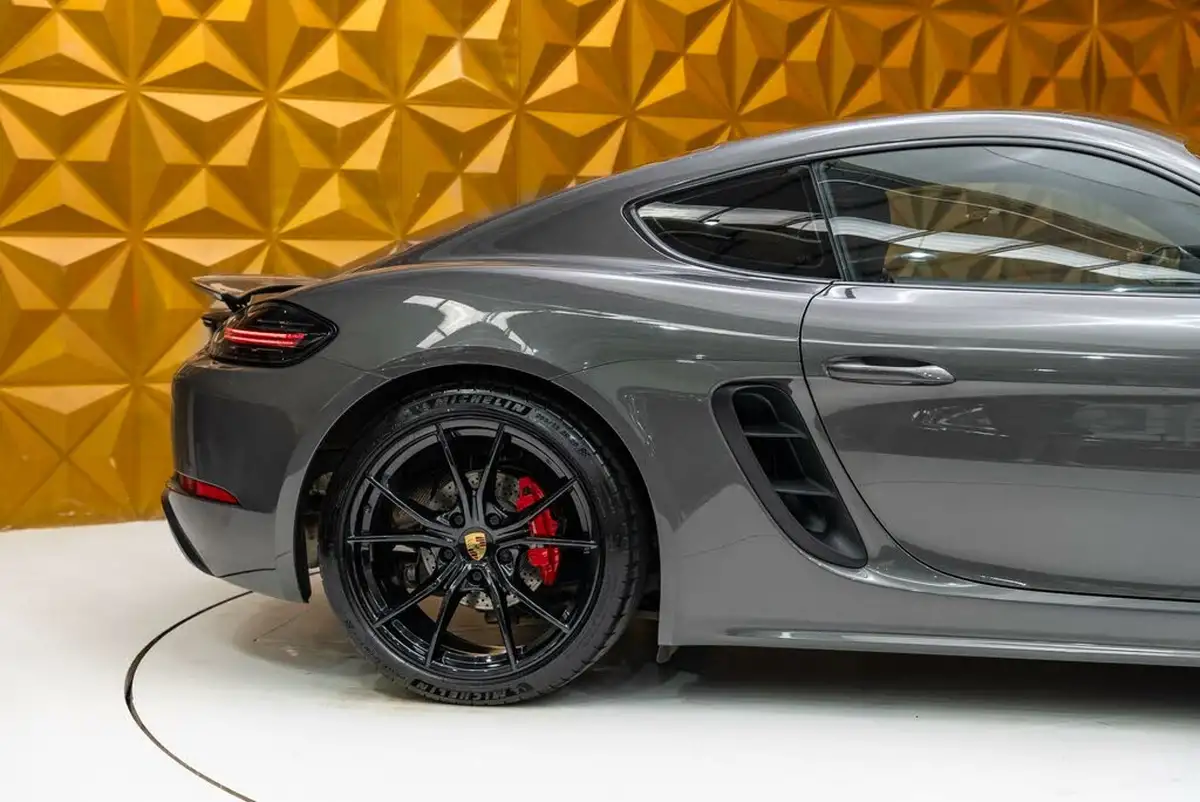 2020-porsche-cayman-718-25-cayman-s-pdk-big-11