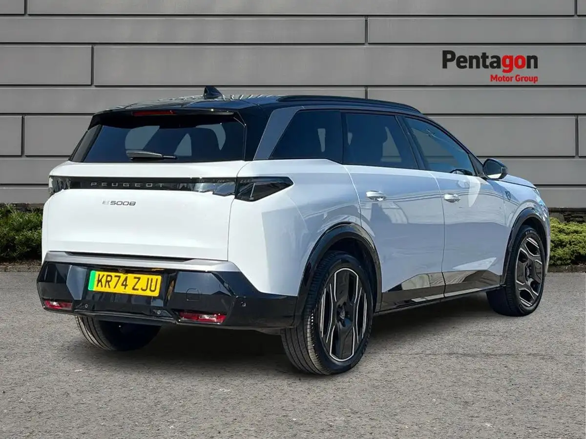 2024-peugeot-5008-suv-big-4