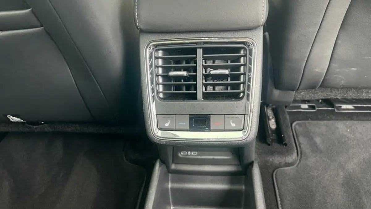 2024-skoda-enyaq-e-85x-sportline-plus-station-wagon-big-17