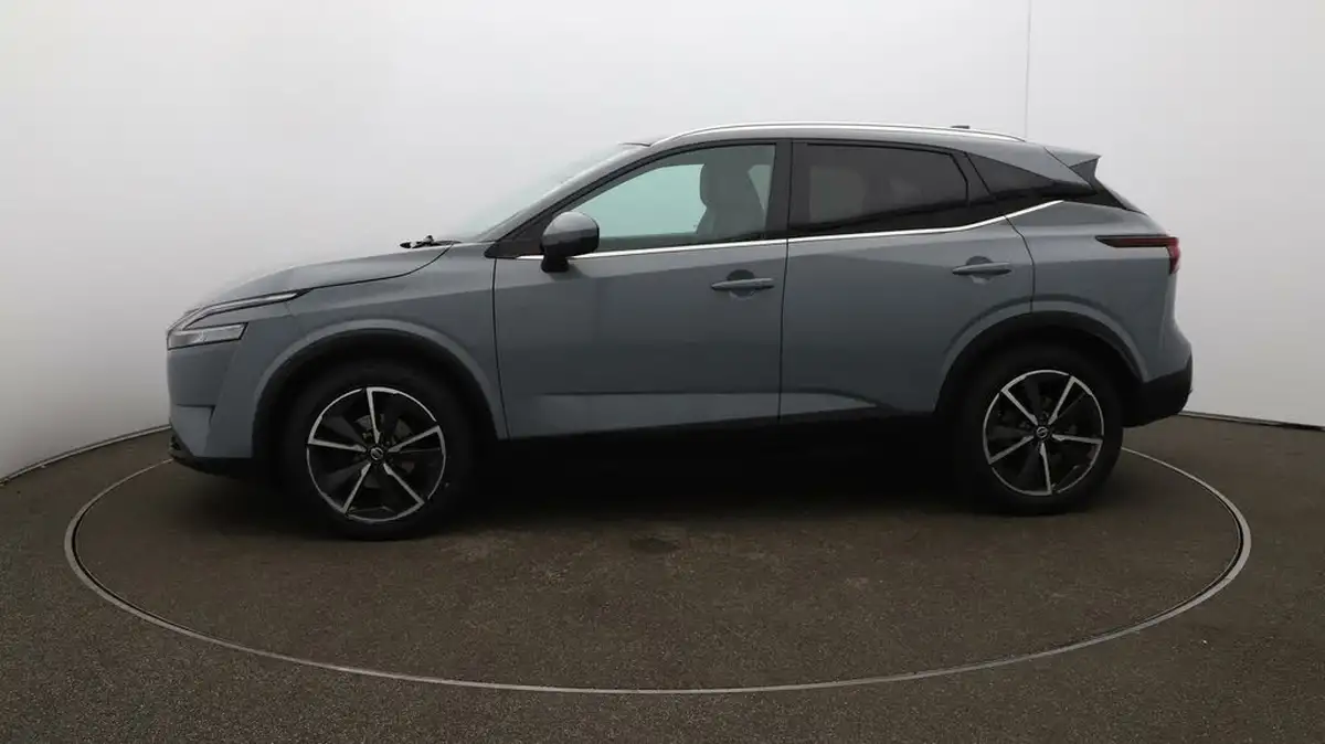2022-nissan-qashqai-13-dig-t-tekna-158ps-xtronic-big-4
