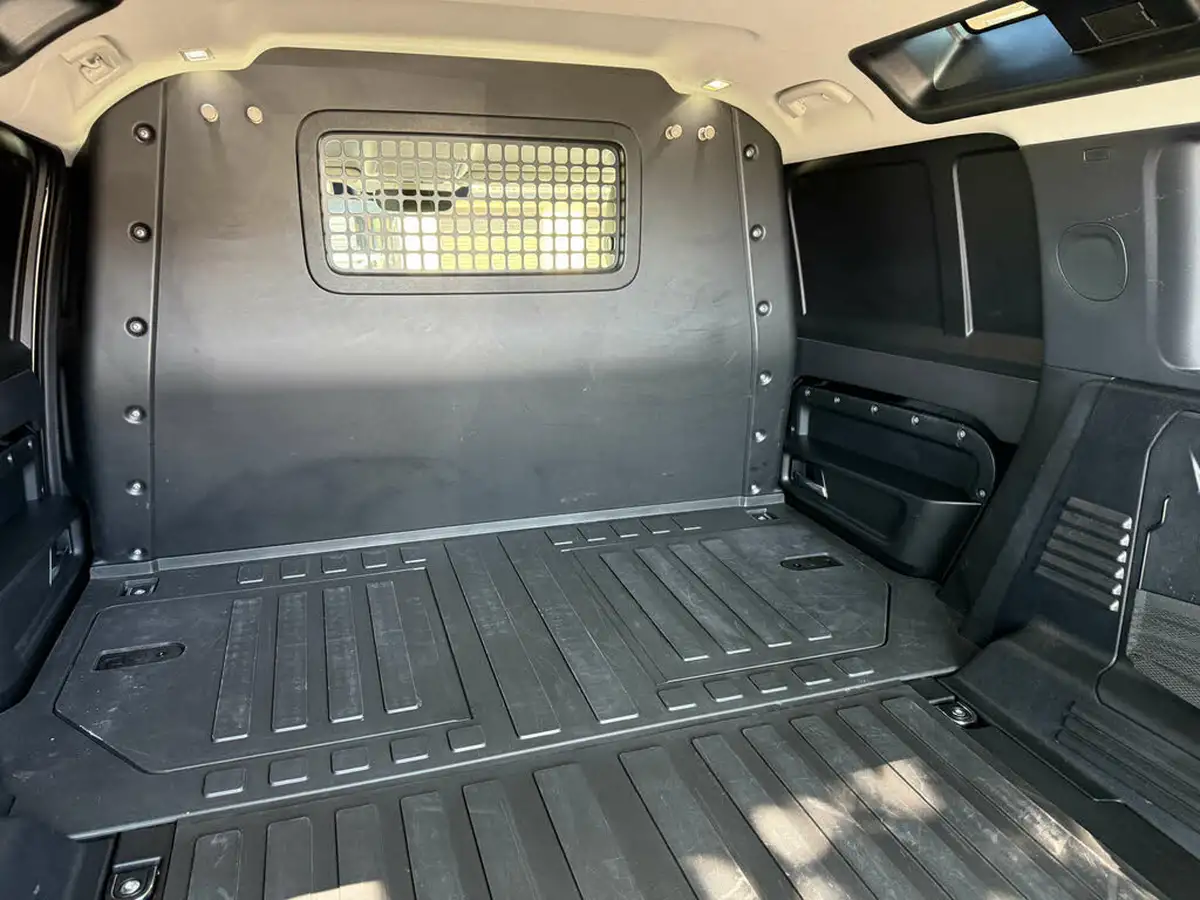 2021-land-rover-110-defender-30-d250-hard-top-s-110-big-15