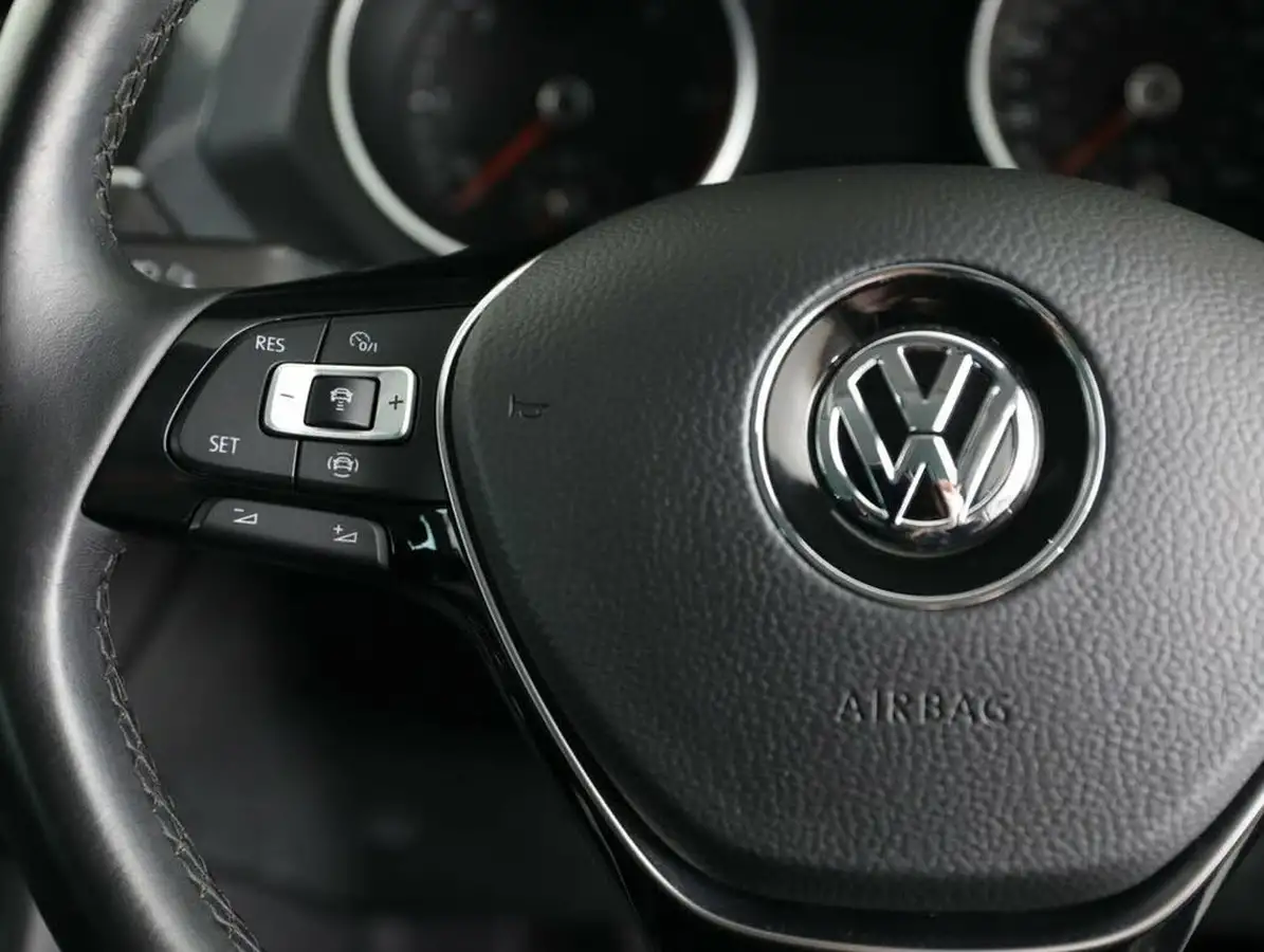 2018-volkswagen-tiguan-20tdi-se-150ps-4motion-ss-big-19