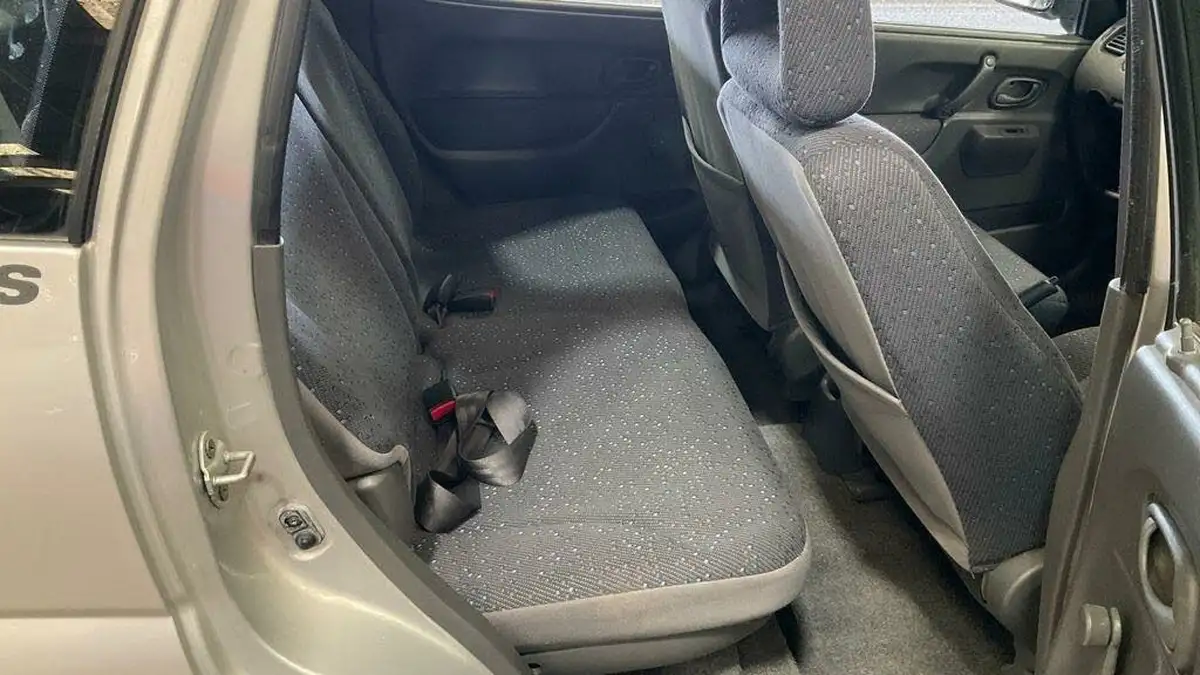 2001-suzuki-ignis-13-gl-5d-auto-big-5