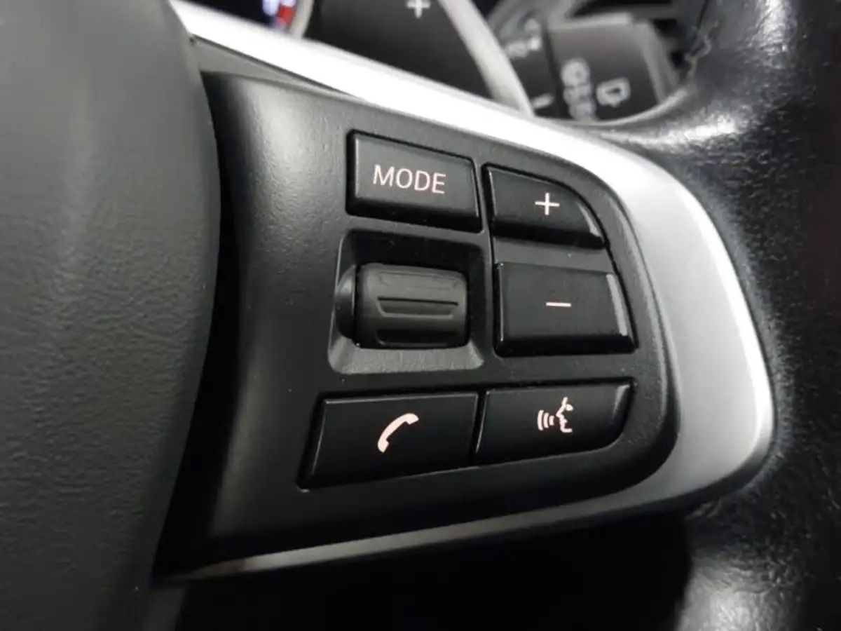 2021-bmw-x1-20-xdrive20i-xline-big-12