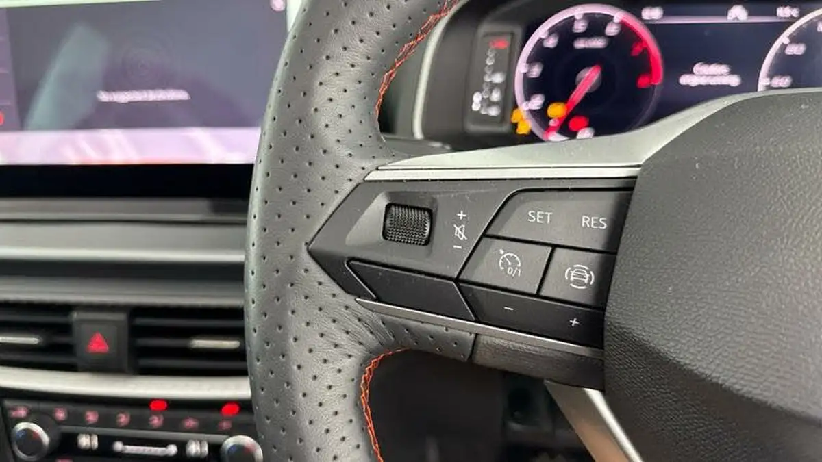 2024-seat-ibiza-10-tsi-anniversary-limited-edition-115ps-big-22