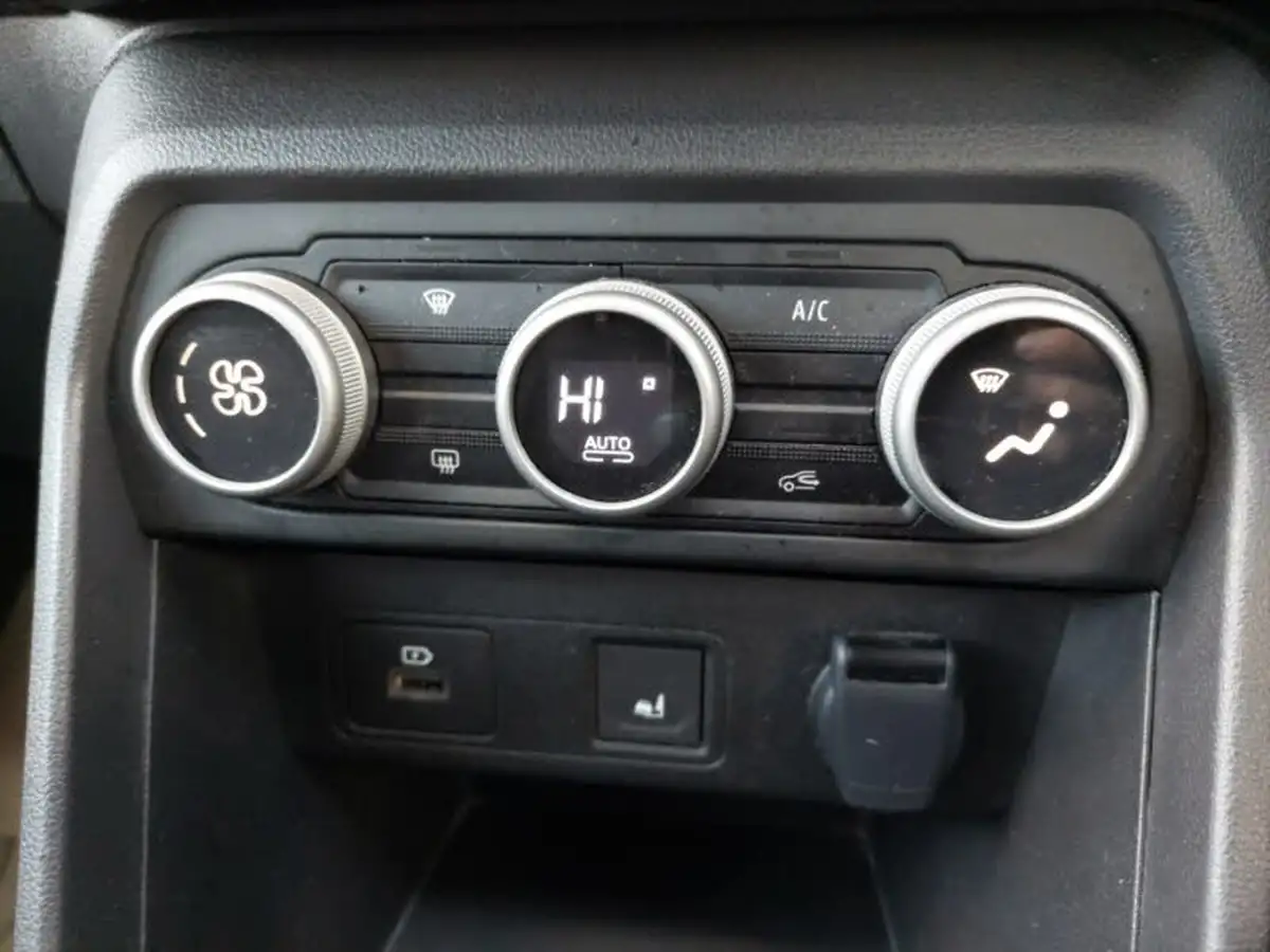 2023-dacia-jogger-10-tce-extreme-big-10