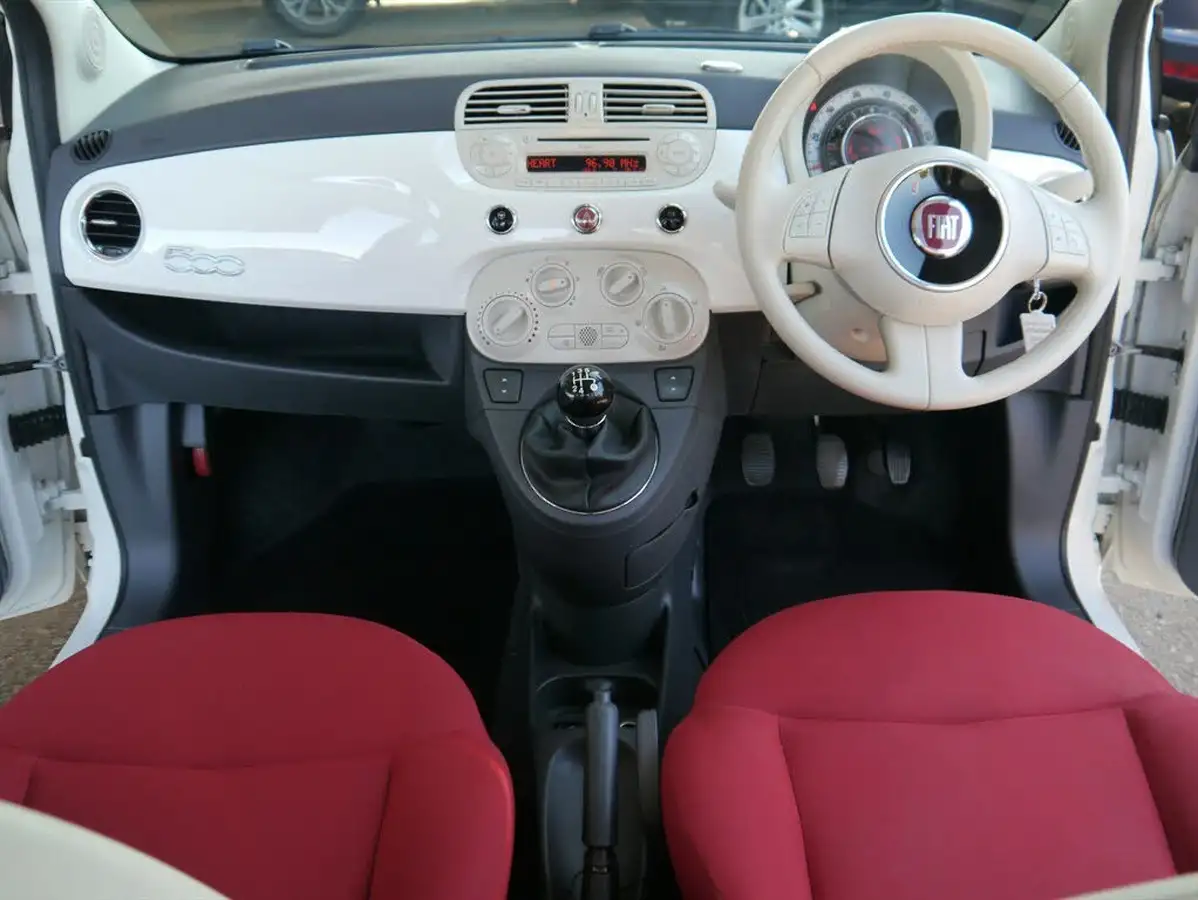 2014-fiat-500-12-lounge-big-11