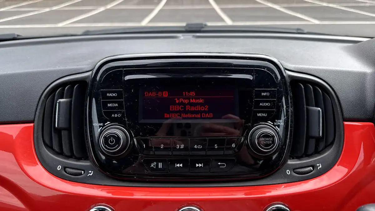 2022-fiat-500-10-pop-big-11