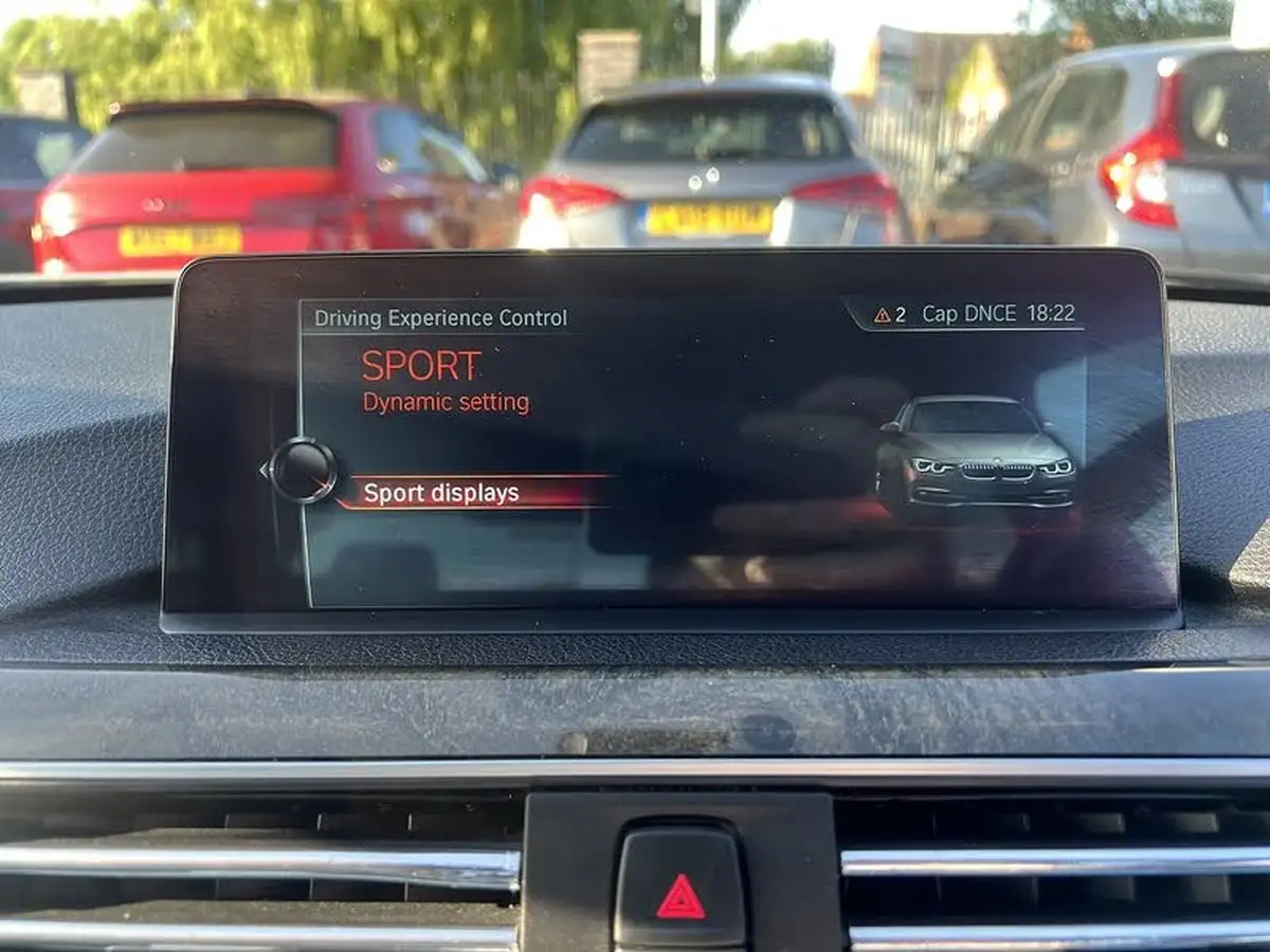 2017-bmw-3-series-20td-320d-m-sport-saloon-4d-auto-big-28