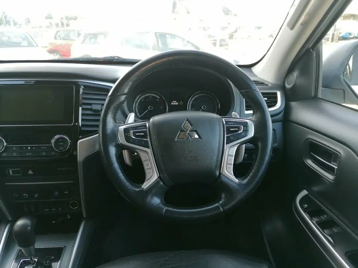 2020-mitsubishi-l200-22di-d-barbarian-x-big-8