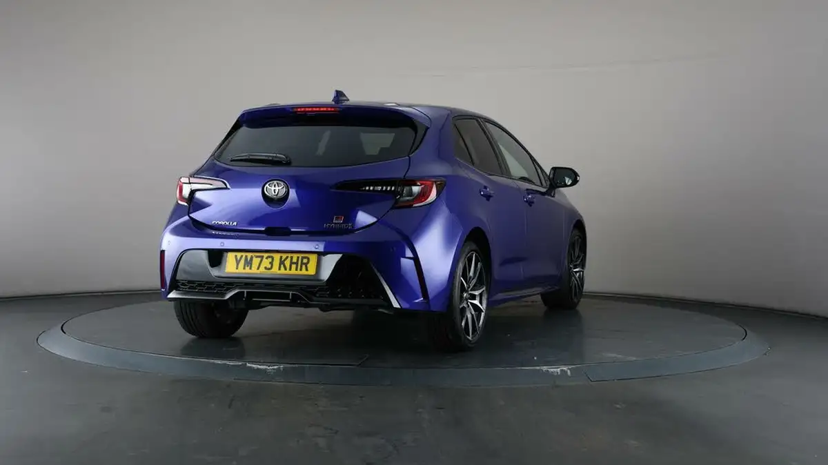 2024-toyota-corolla-18-vvt-i-gr-sport-hatchback-big-62