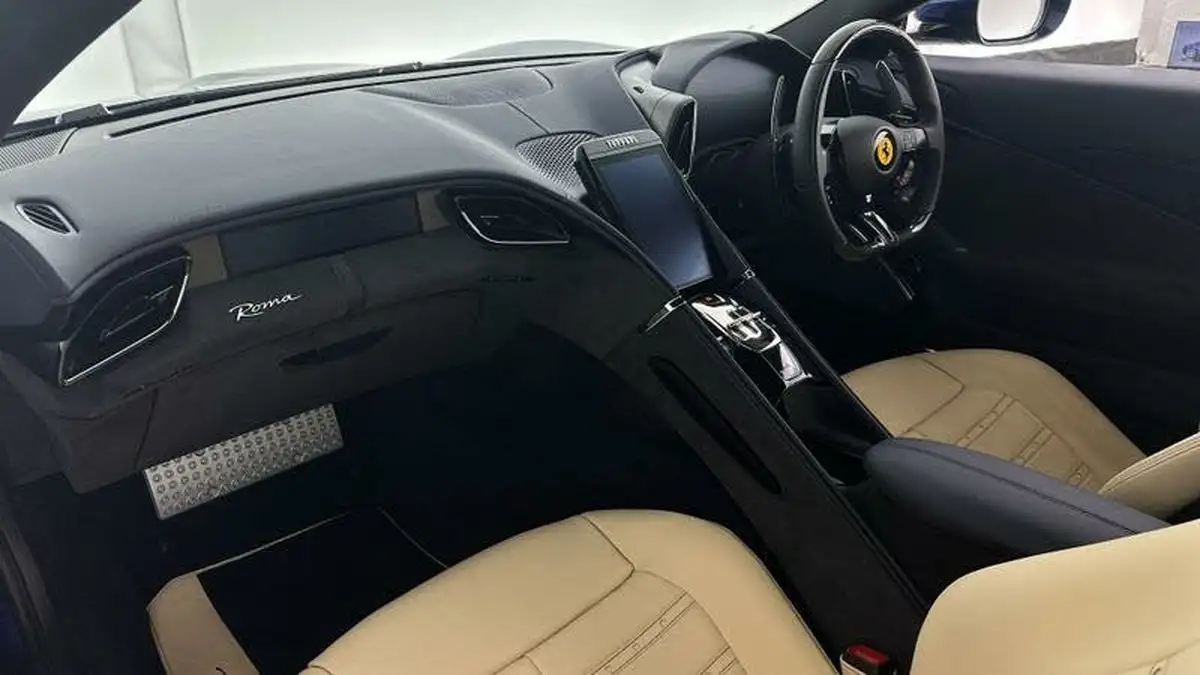 2022-ferrari-roma-38t-v8-f1-dct-ss-620ps-coupe-big-22