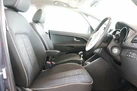 2017-kia-venga-14-2-small-19