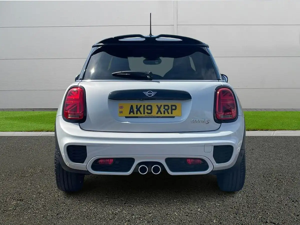2019-mini-cooper-20-cooper-s-sport-189bhp-hatchback-3d-auto-big-5