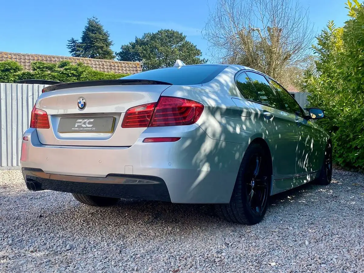 2016-bmw-5-series-20td-520d-m-sport-190bhp-saloon-4d-auto-big-23