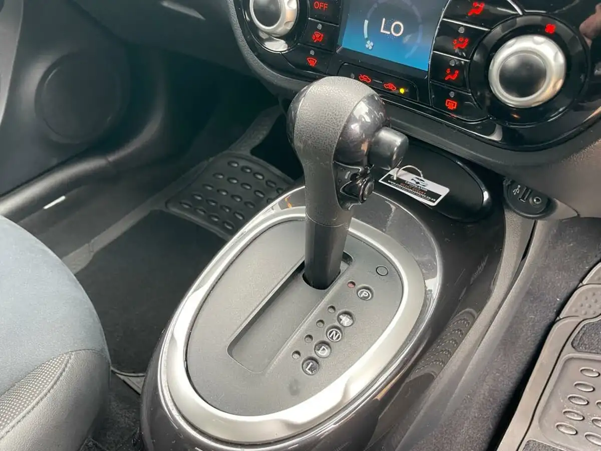 2017-nissan-juke-16-n-connecta-big-23