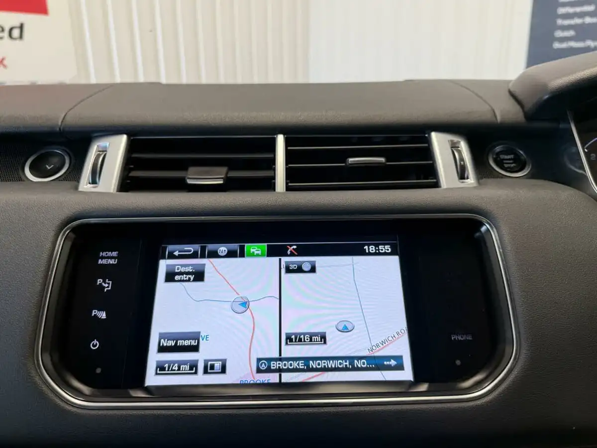 2014-land-rover-range-rover-sport-30-sd-v6-hse-big-31