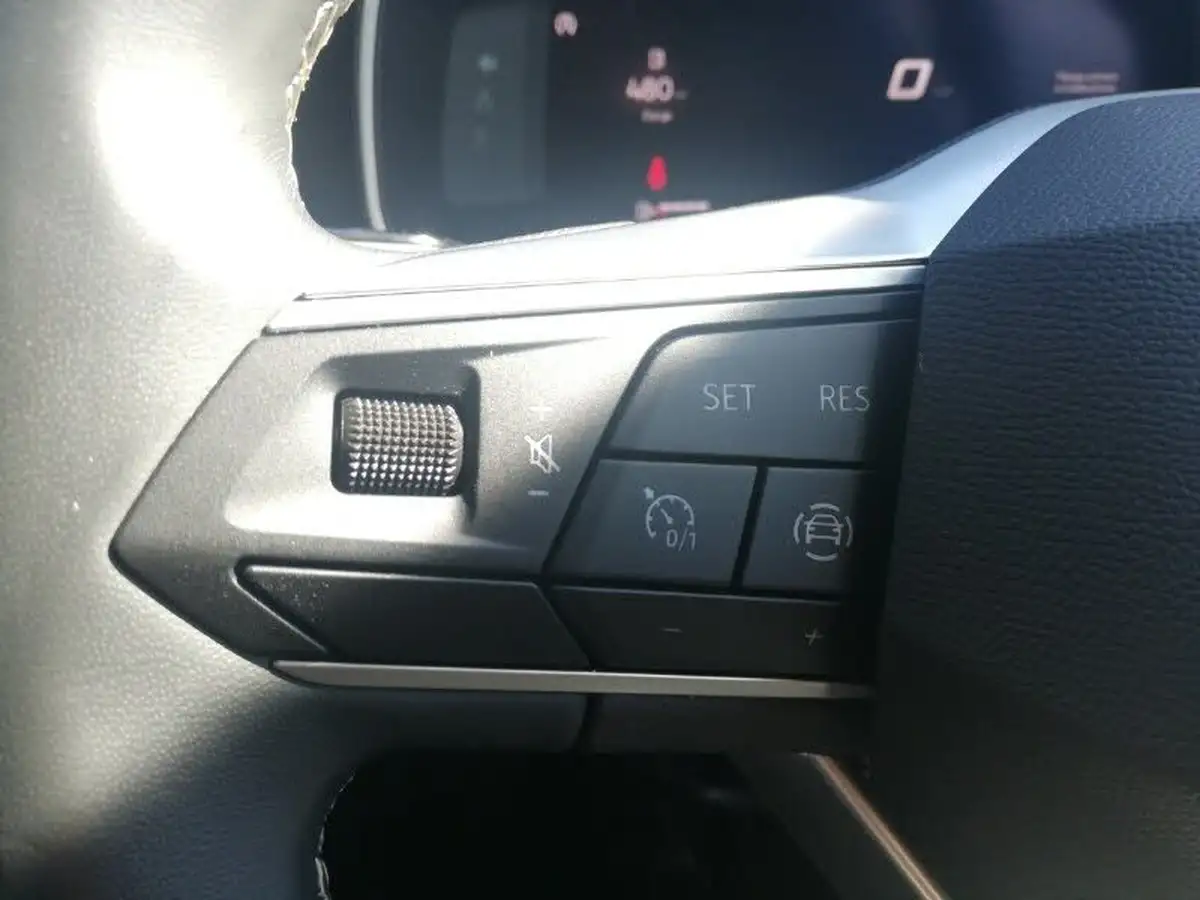 2024-seat-leon-10-tsi-evo-se-dynamic-estate-big-13