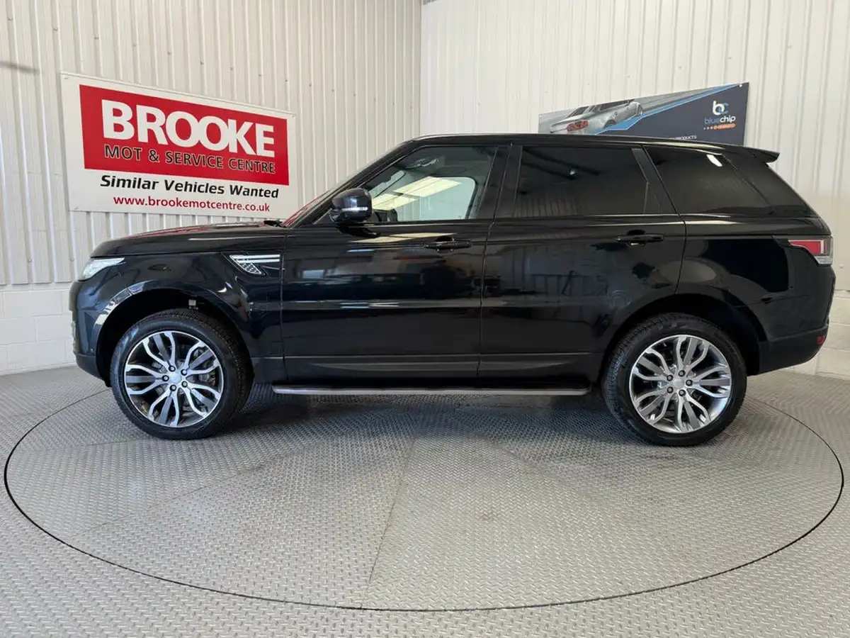 2014-land-rover-range-rover-sport-30-sd-v6-hse-big-7