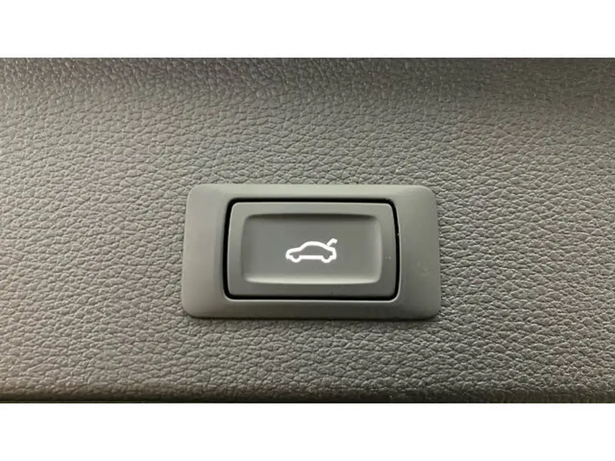 2023-audi-q2-15-35-tfsi-s-line-tronic-big-36