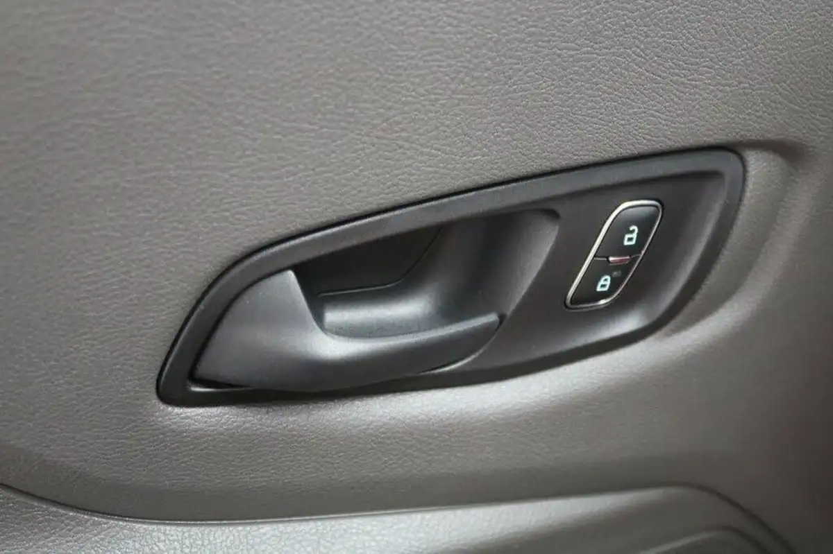 2022-ford-transit-20tdci-350-l2h2-leader-130pseu6d-rwd-panel-van-big-47