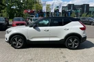 2019-volvo-xc40-20td-d3-r-design-awd-geartronic-small-9