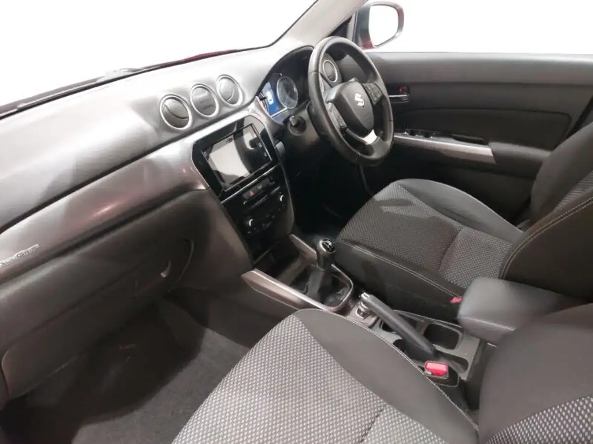 2019-suzuki-vitara-10-boosterjet-sz-t-allgrip-big-4