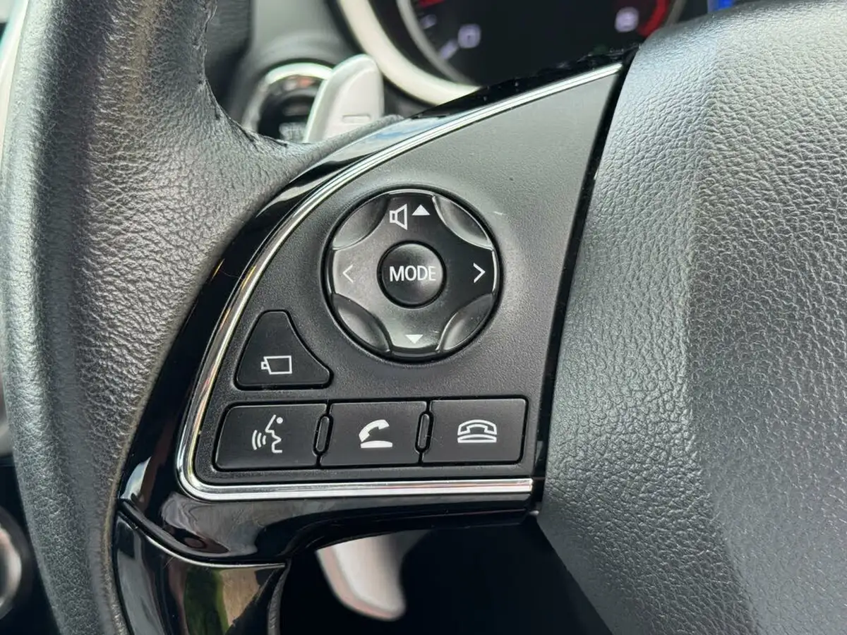 2019-mitsubishi-eclipse-cross-15-4-auto-big-23