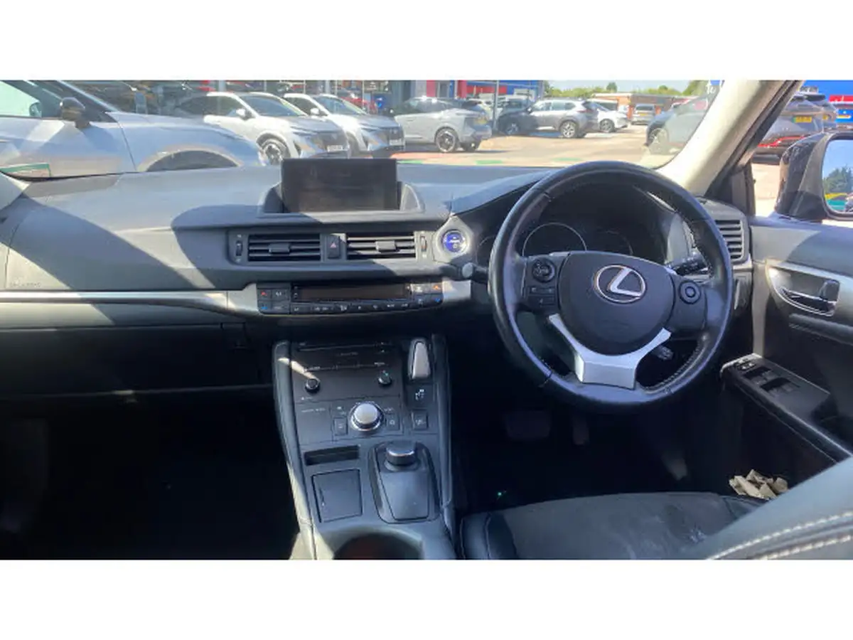 2016-lexus-ct-200h-18-sport-big-9