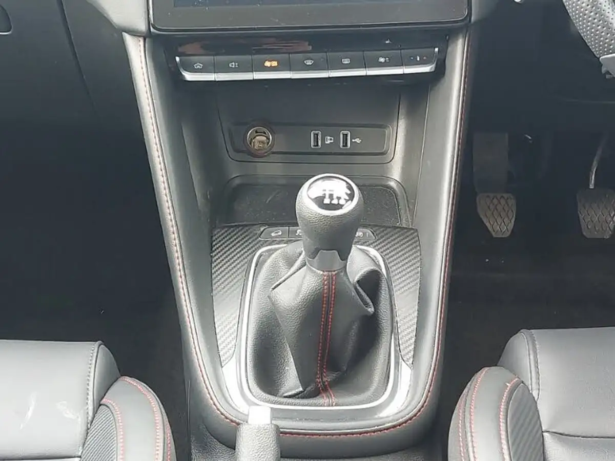 2023-mg-zs-suv-10t-gdi-exclusive-big-10