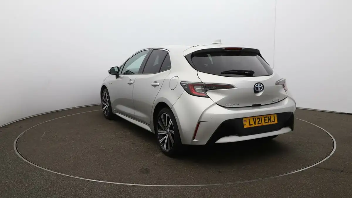 2021-toyota-corolla-18-vvt-i-design-spare-wheel-hatchback-5d-big-59