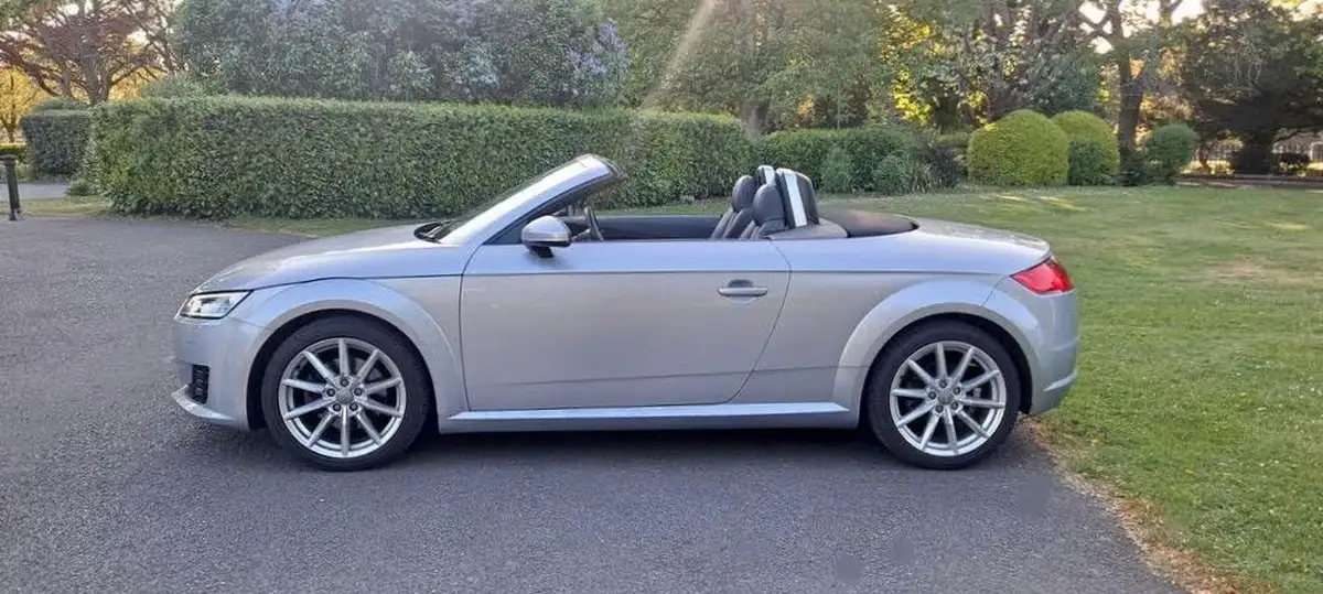 2016-audi-tt-roadster-20td-sport-big-2