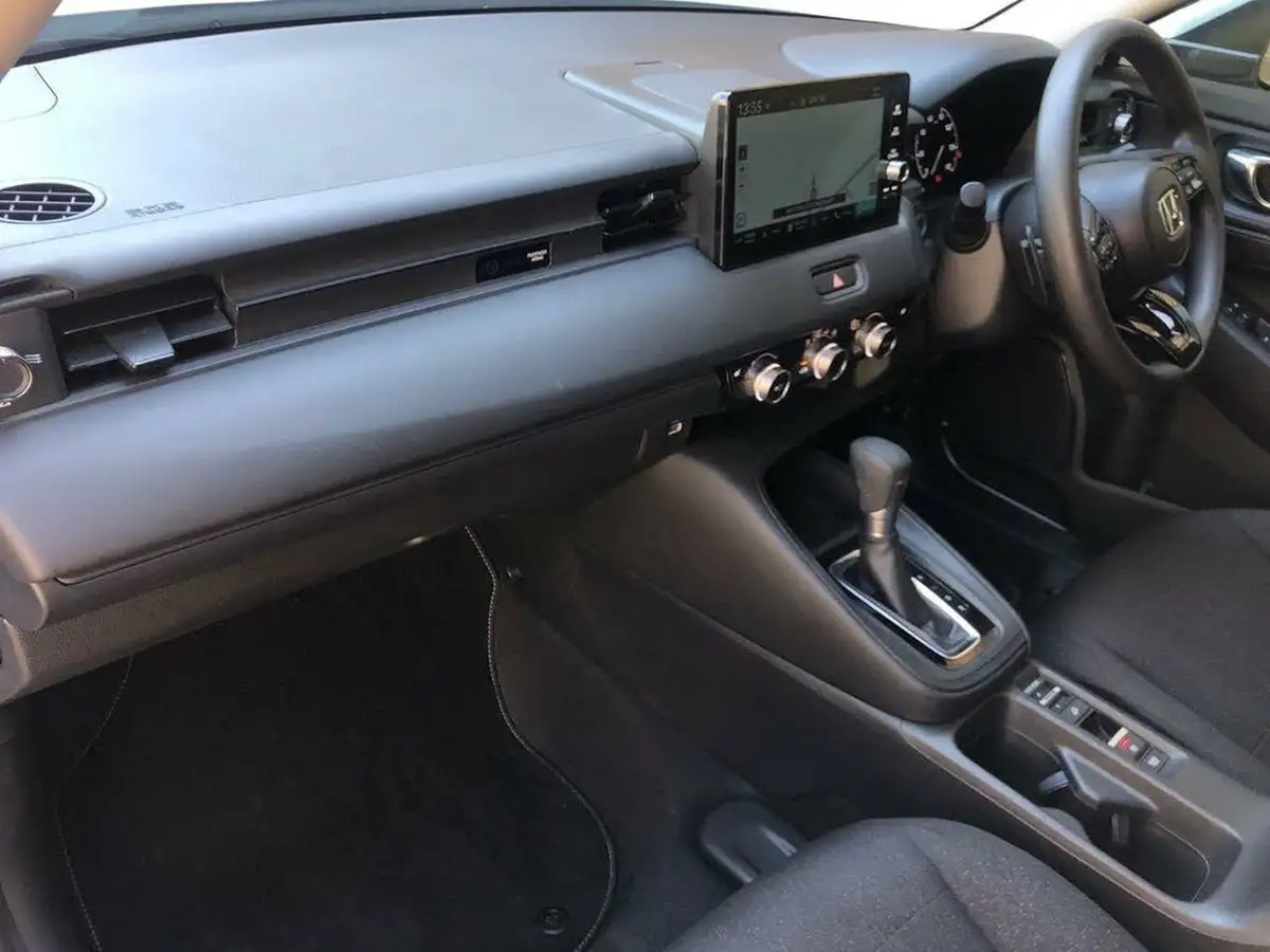 2023-honda-hr-v-15-i-mmd-elegance-big-1