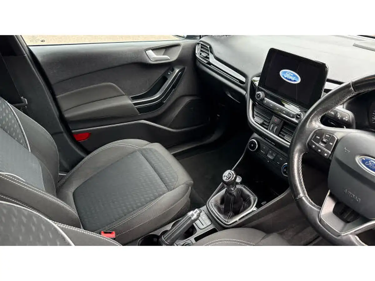 2018-ford-fiesta-11-ti-vct-zetec-5d-big-13